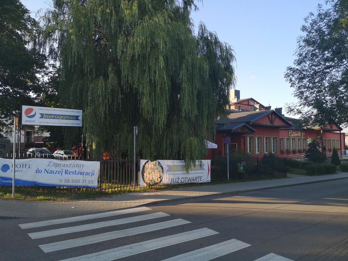 Hotel Gryf Kościerzyna Exterior foto